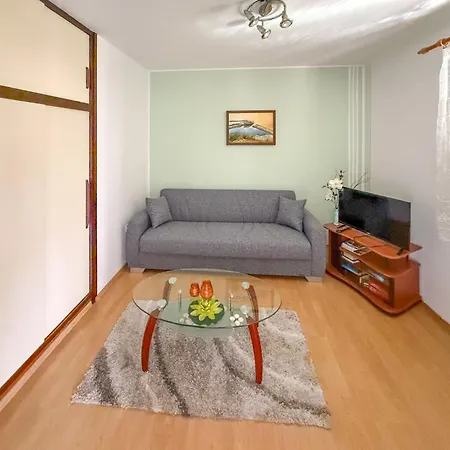 Cvjetko By Interhome Lägenhet Rakalj