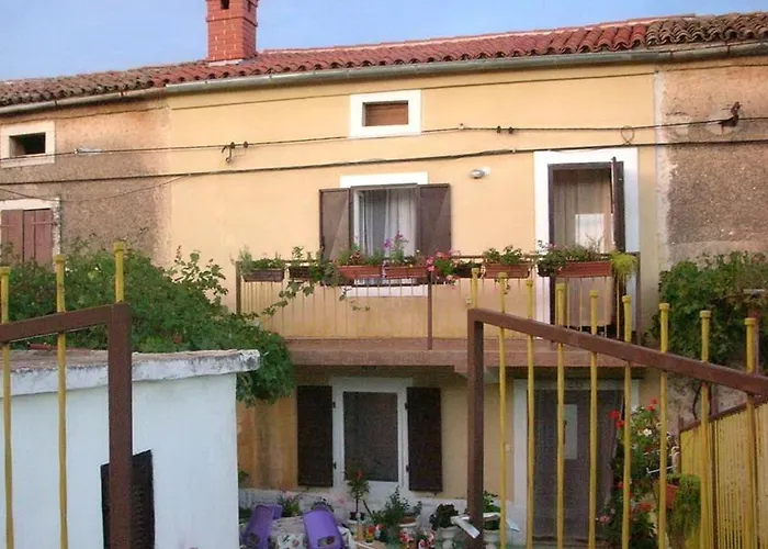 Cvjetko By Interhome Rakalj