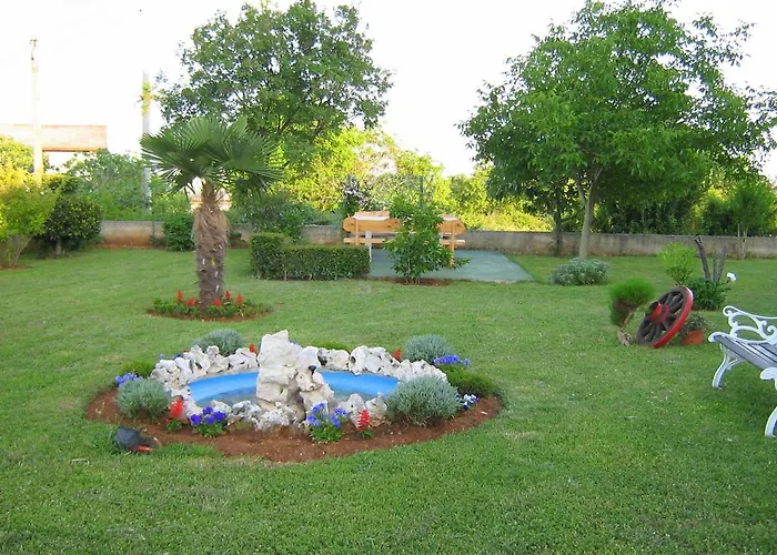 Cvjetko By Interhome Rakalj