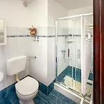 דירה Cvjetko By Interhome *